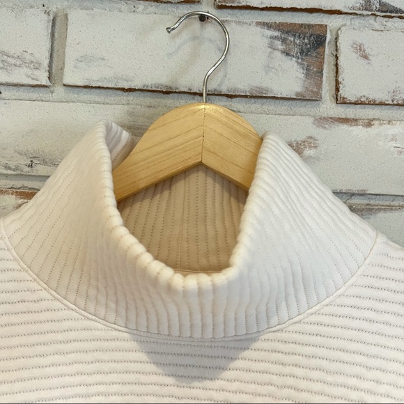 All in motion cowl neck ribbed top side zippers - Picture 7 of 8